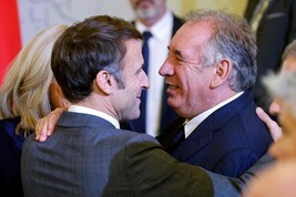 Macron e Bayrou