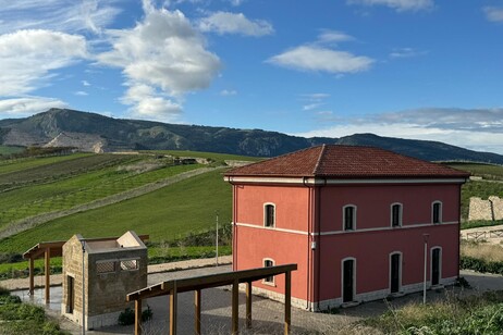 Ex stazione ferroviaria diventa struttura turistico ricettiva