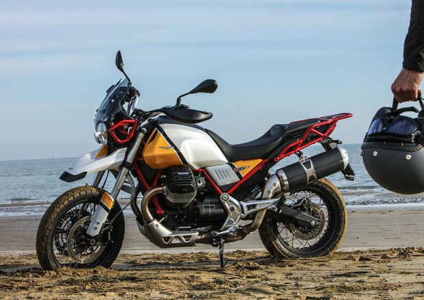 Si chiama V85 TT la prima travel enduro della Moto Guzzi © Gruppo Piaggio Press 