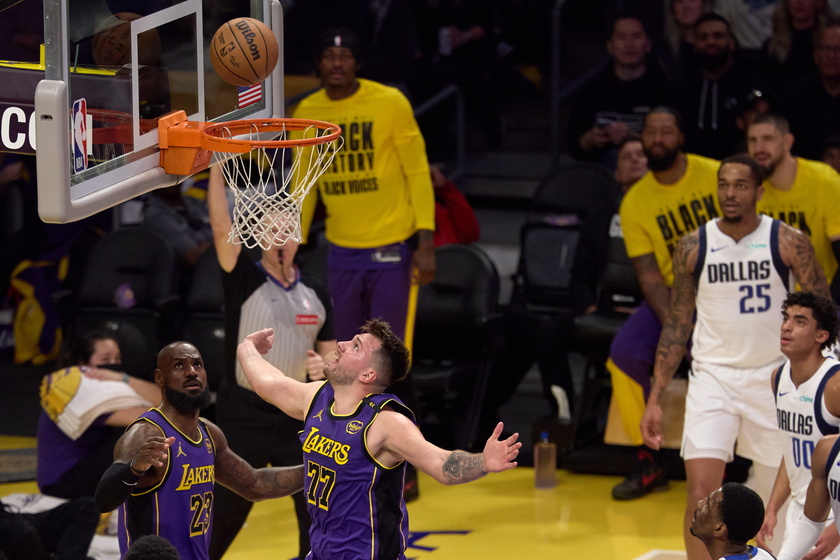 NBA - Dallas Mavericks at Los Angeles Lakers