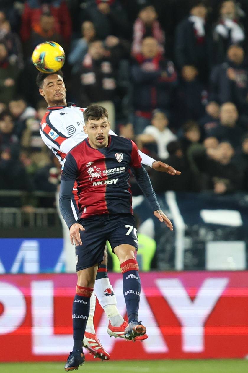 Soccer : Cagliari Vs Genoa