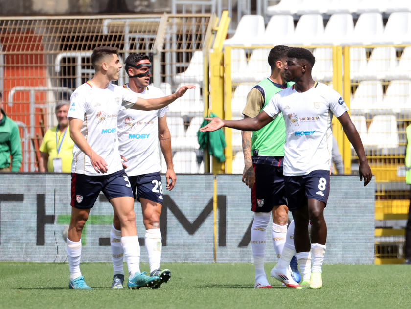 Soccer; serie A Como vs Cagliari
