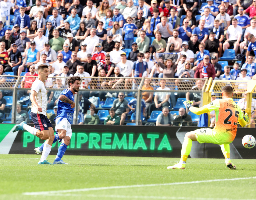 Soccer; serie A Como vs Cagliari