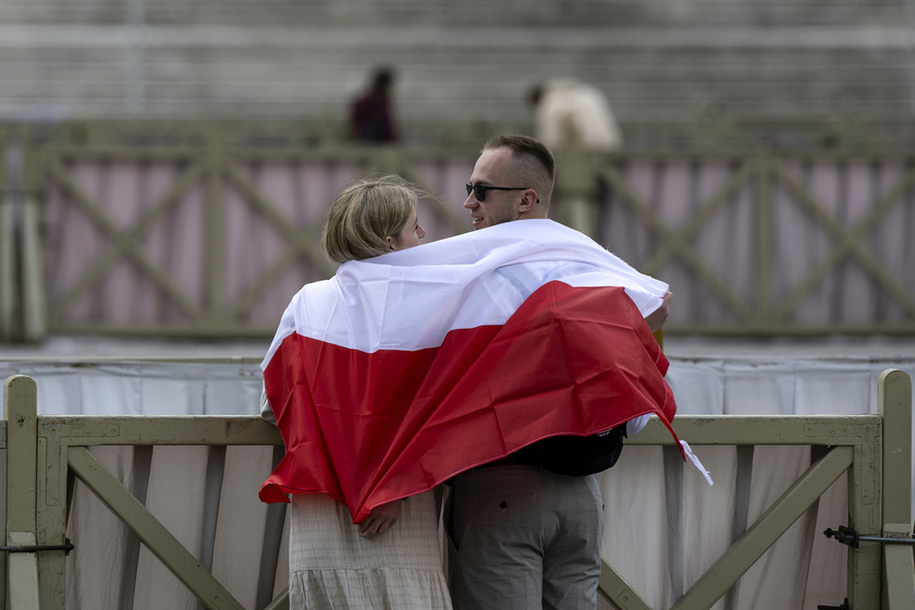 Conclave, secondo giorno