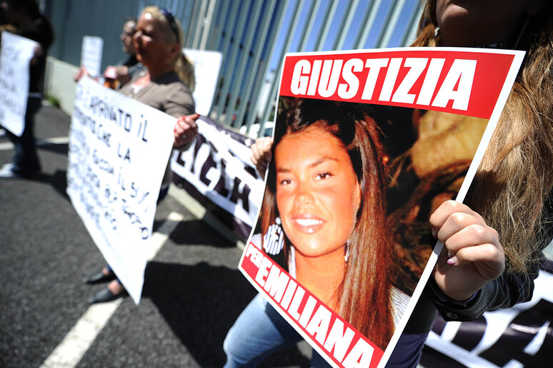 - RIPRODUZIONE RISERVATA