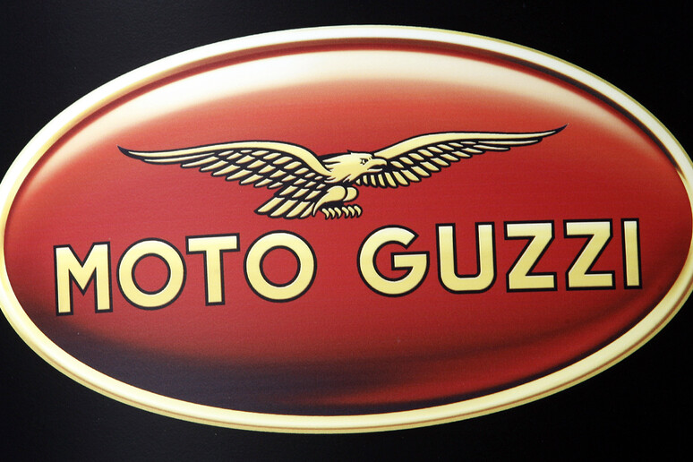 Piaggio riqualifica fabbrica Moto Guzzi per 100 anni marchio - RIPRODUZIONE RISERVATA
