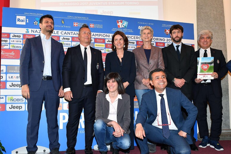 - RIPRODUZIONE RISERVATA