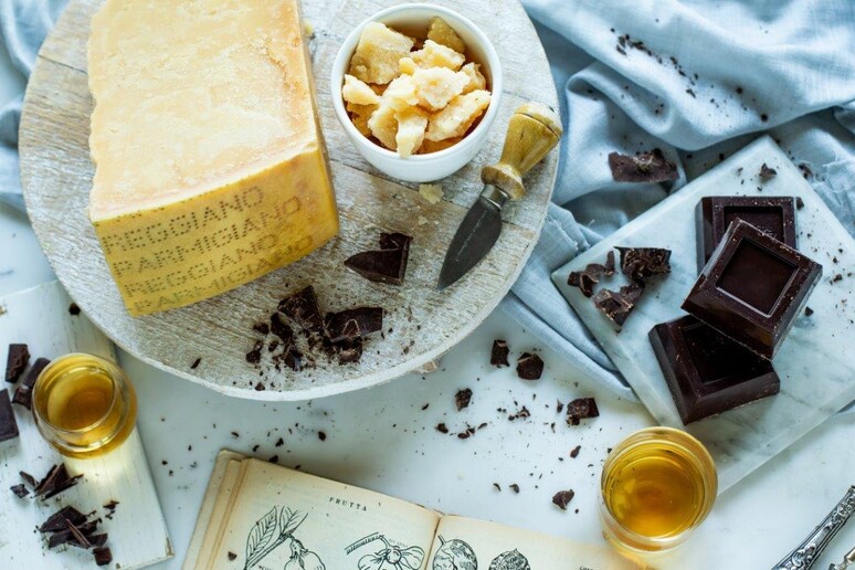 Parmigiano e cioccolato - RIPRODUZIONE RISERVATA