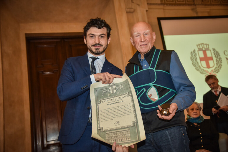 - RIPRODUZIONE RISERVATA