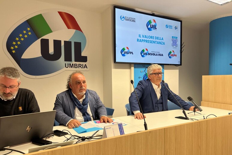 - RIPRODUZIONE RISERVATA