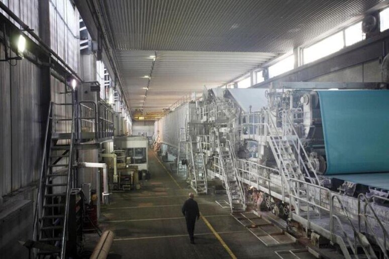 - RIPRODUZIONE RISERVATA