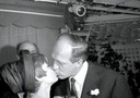 Raimondo Vianello e Sandra Mondaini, inseparabili fino all'ultimo.
Eccoli in una foto del matrimonio, il 28 maggio 1962.