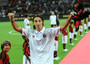 Saluta i tifosi del Milan al Meazza di Milano il 29 agosto 2010