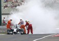 In fiamme il motore della Mercedes di Hamilton © 