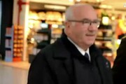 Carlo Tavecchio si arrende e si dimette