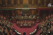 VIDEO - Cecilia Sala libera, lungo applauso al Senato