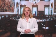 Meloni: 'I salari reali crescono'
