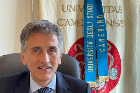 il Rettore dell'Universit� di Camerino Graziano Leoni