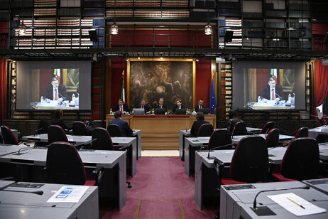 Il ministro Giancarlo Giorgetti, durante l audizione in Commissione Bilancio alla Camera. Archivio