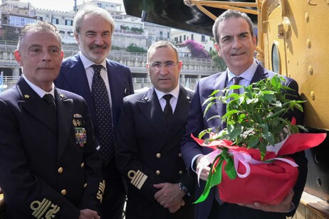 Il peperoncino calabrese sale a bordo del Vespucci