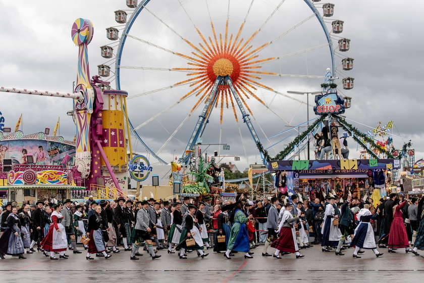 187th Oktoberfest in Munich - RIPRODUZIONE RISERVATA