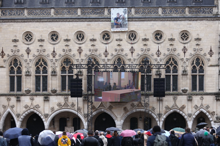 Funeral of French school teacher killed in knife attack - RIPRODUZIONE RISERVATA