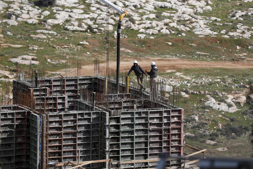 Israeli Cabinet approved Israeli settlement outposts and approved extensive new construction in West Bank © ANSA/EPA