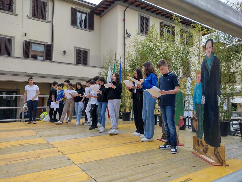 Partita la marcia a Barbiana sulle orme di don Milani - RIPRODUZIONE RISERVATA