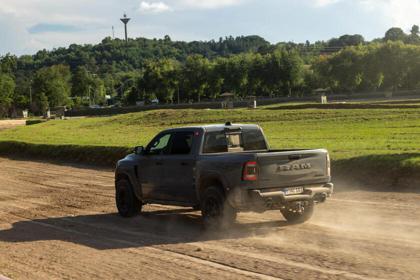 Con Lunar Edition il pick-up Ram 1500 Trx cambia pelle © ANSA/Web