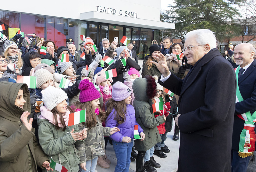 Mattarella a Vallefoglia prima di andare a Pesaro - RIPRODUZIONE RISERVATA