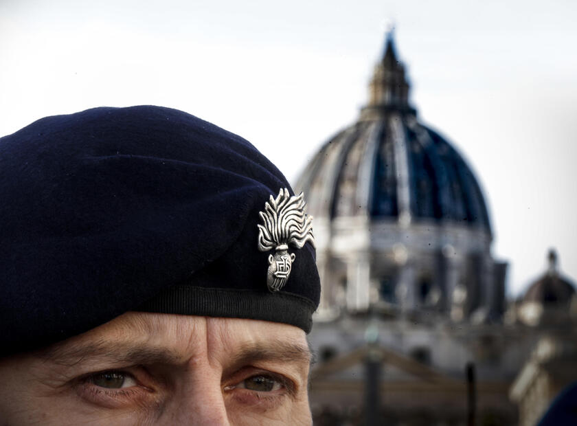 Giubileo: fedeli nella zona del Vaticano, controlli serrati