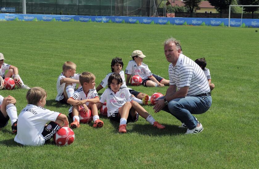 CALCIO: BREHME,ITALIA CI HA BATTUTI PERCHE PENSAVAMO A FESTA - RIPRODUZIONE RISERVATA