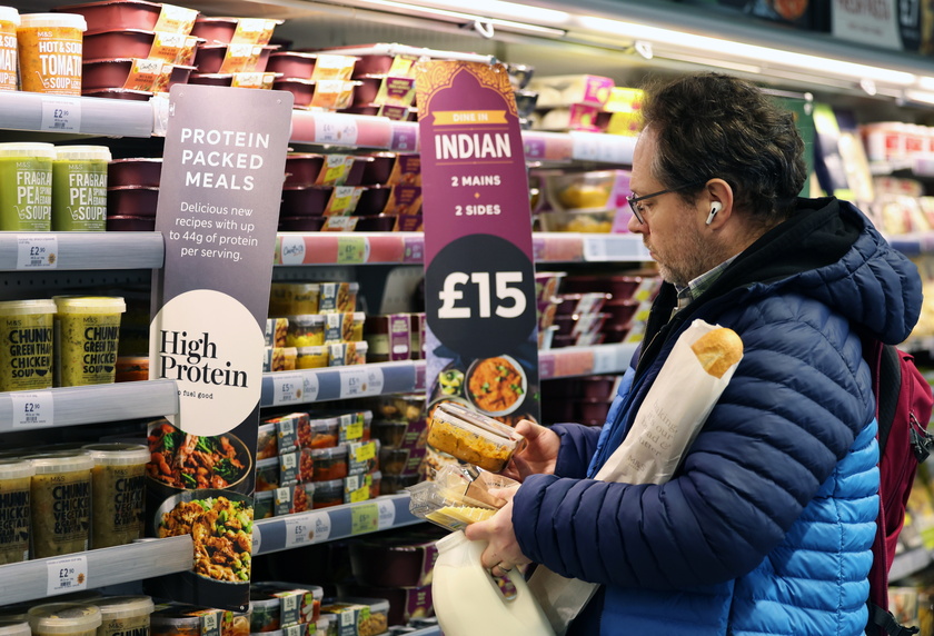 UK inflation hits highest level in ten months 