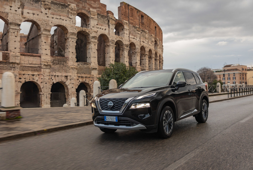 Nissan X-Trail mild hybrid, l'alternativa intelligente