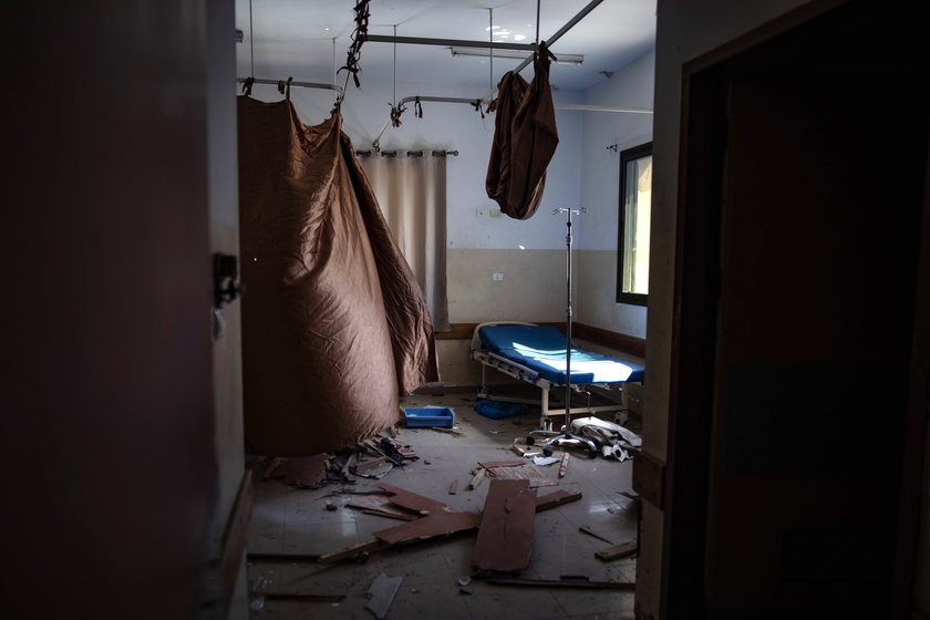 Israeli army strikes Nasser Hospital in Khan Yunis