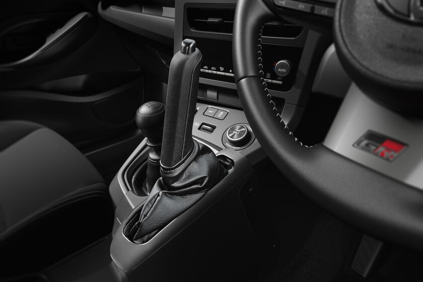 Al via in Giappone vendite Toyota Yaris GR 2025 Aero Pack