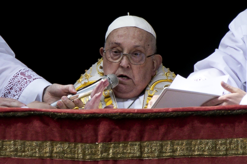 Il Papa, cessate il fuoco, a Gaza situazione ignobile