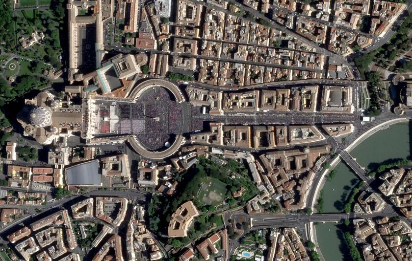 Funerale papa Francesco, vedute dall'alto