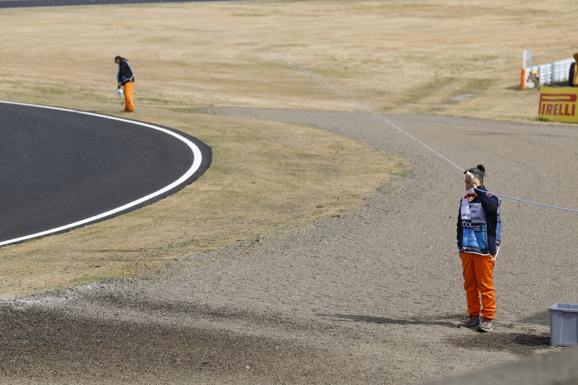 Formula One Japanese Grand Prix - Practice and Qualifying 