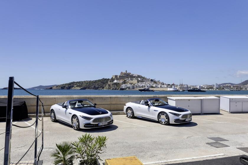 Nuova Mercedes-Maybach SL 680 Monogram Series