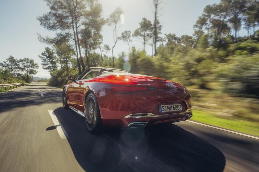 Nuova Mercedes-Maybach SL 680 Monogram Series