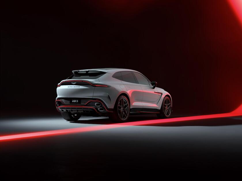 Aston Martin DBX S, il lato sportivo del Suv