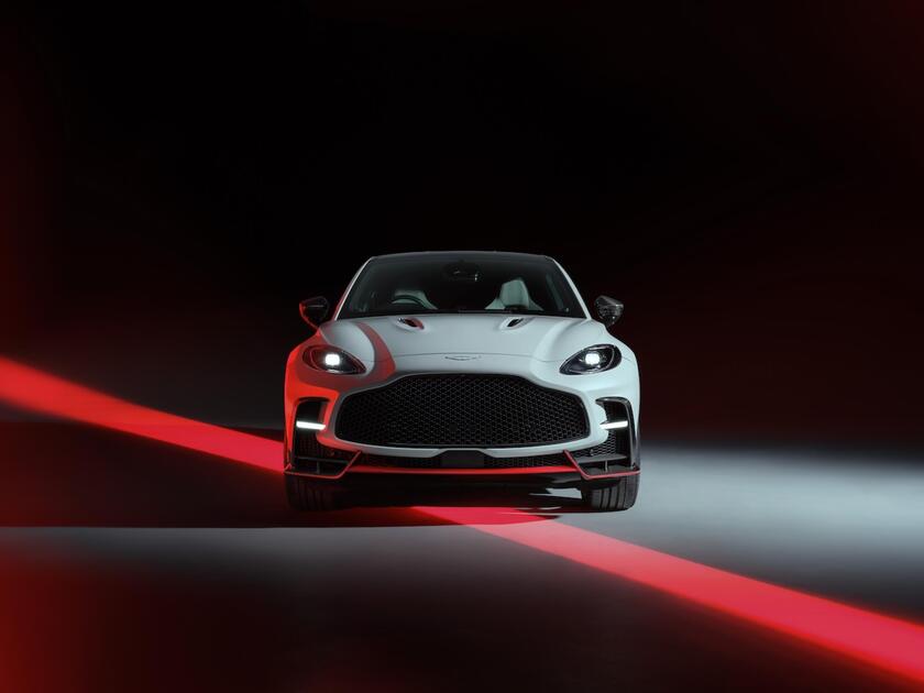 Aston Martin DBX S, il lato sportivo del Suv