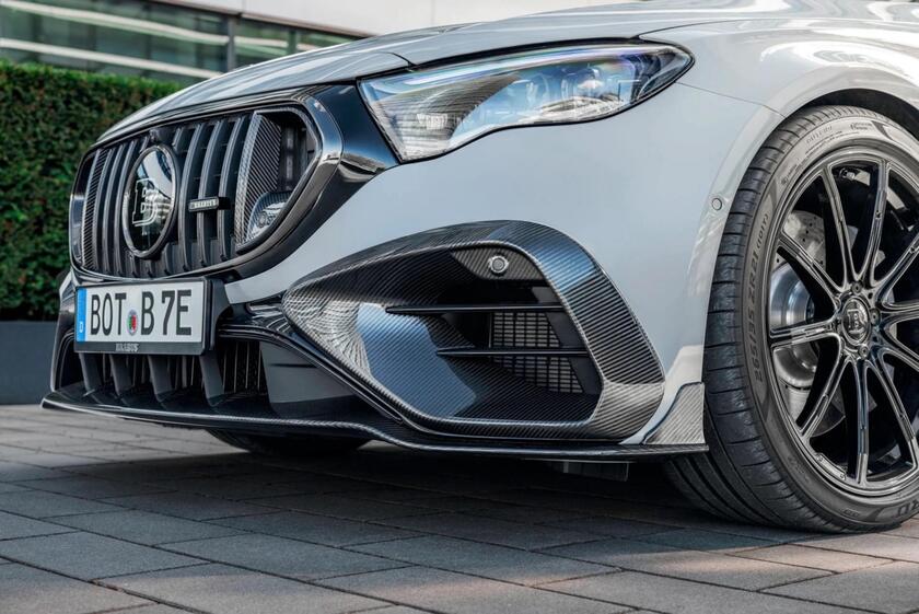 Mercedes-AMG E 53 Hybrid 4Matic+, più potente con Brabus