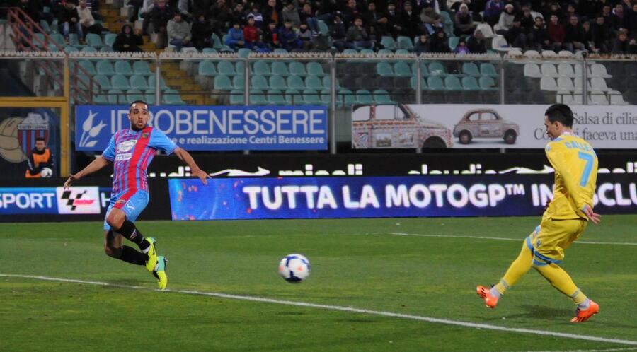 Catania-Napoli 2-4 © ANSA