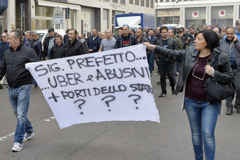 - RIPRODUZIONE RISERVATA