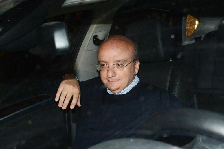 - RIPRODUZIONE RISERVATA
