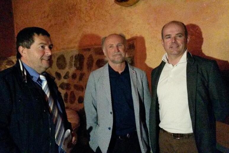 - RIPRODUZIONE RISERVATA