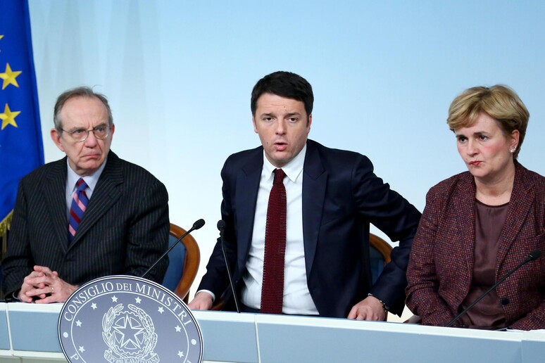 - RIPRODUZIONE RISERVATA