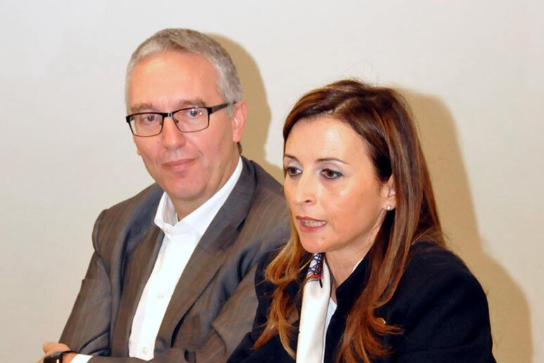 - RIPRODUZIONE RISERVATA